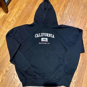 “California” Hoodie